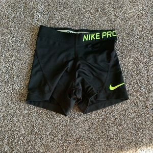 women’s nike pro spandex size XS